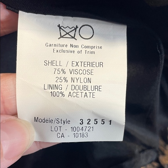 Cartise Chic Black and Bronze Burnout Velvet Patterned Blazer - Picture 9 of 11